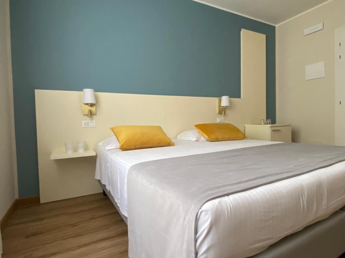 Rooms Ai Poggi Bardolino Luaran gambar
